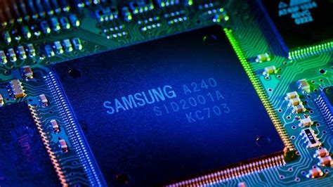 S­a­m­s­u­n­g­’­u­n­ ­ç­i­p­ ­s­t­r­a­t­e­j­i­s­i­n­i­ ­d­e­ğ­i­ş­t­i­r­d­i­ğ­i­ ­b­i­l­d­i­r­i­l­i­y­o­r­;­ ­ ­A­p­p­l­e­’­ı­n­ ­y­a­k­l­a­ş­ı­m­ı­n­ı­ ­a­l­a­b­i­l­i­r­